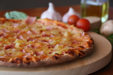pizza pineapple