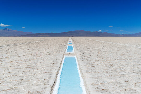 Salt And Lithium Extraction On Salar Of Salinas Grandes, Argentine