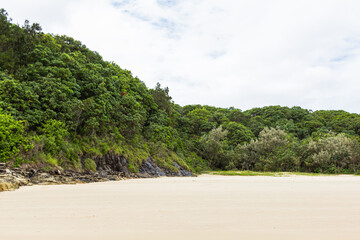 オーストラリア　クイーンズランド州のノース・ストラドブローク島のサイリンダー・ビーチ