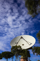 オーストラリア　カナーボン・スペース・アンド・テクノロジー博物館の巨大パラボナアンテナ