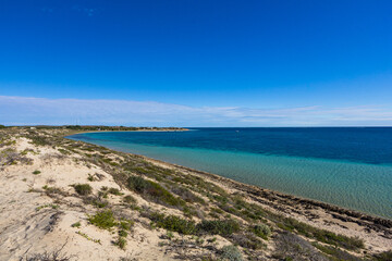 オーストラリア　ニンガルー・コーストのコーラル・ベイ・ビーチの海岸線