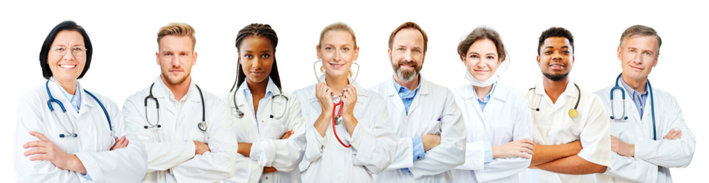 Ärzte Team verschiedenen Alters als Studium oder Klinik Konzept