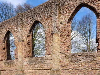 Naklejka premium HISTORICAL BUILDING Ruine van de St. Werenfridus in Oude Niedorp, Noord-Holland