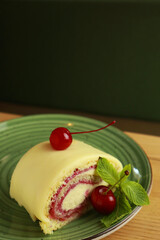 Tasty dessert with fressh berries