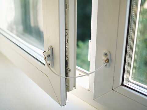 lock on the window, child protection