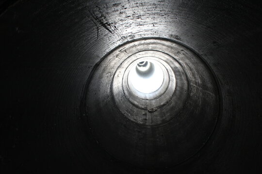 t&uacute;nel, blanco y negro