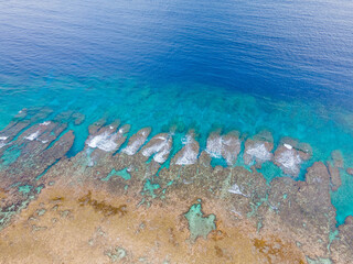 沖縄の瀬底島、水納島、伊江島周辺のビーチのドローン空撮写真