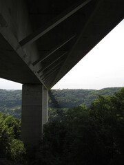 Kochertalbrücke von unten