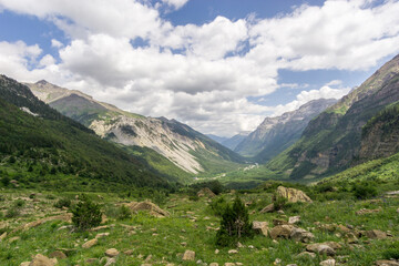 Fototapeta na wymiar Panorama of Valle de Pineta from viewpoint in Pyrenees, Spain