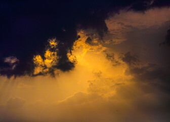 Dramatic Sky , sun behind clouds