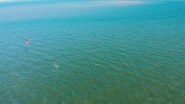Enthralling Kitesurfing diaries a Lowestof Suffolk groyne sea England