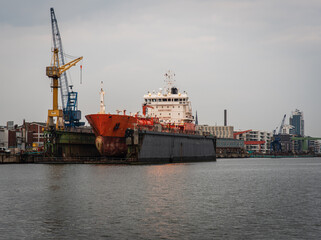 Fototapeta premium Bremerhaven Port Harbour Sunset Ship