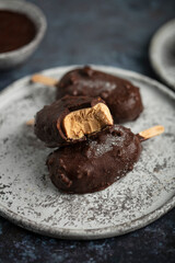 crème glacée noisette speculoos et chocolat