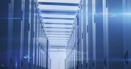 Obraz premium Computer servers in a server room with glowing lights