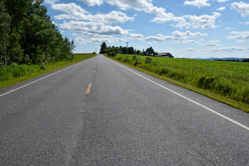 Fototapeta premium Countryside landscape with farm in Quebec, Canada