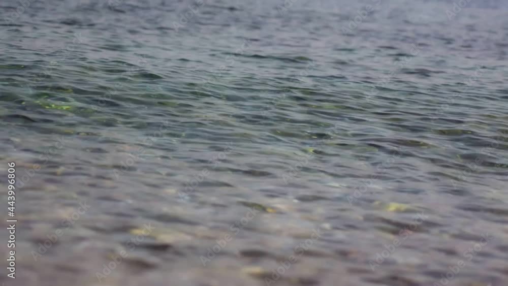 Poster endless loop of calm ocean waves