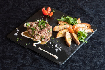 Tartar de Ternera con huevo