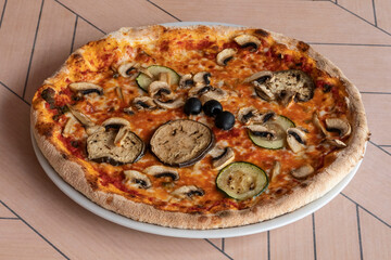 Pizza hortolana con verduras