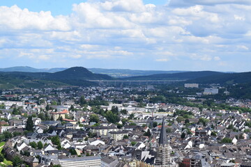 Fototapeta na wymiar Blick über Ahrweiler und Bad Neuenahr bis zur Ahrtalbrücke