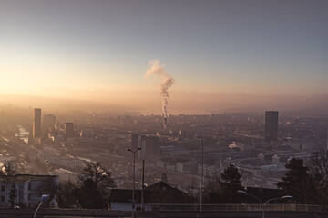 Obraz premium Stadt Zürich bei Sonnenaufgang