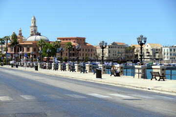 Veduta del Lungomare di Bari in estate, sud Europa