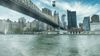Obraz premium Manhattan skyline from Roosevelt Island, New York City, USA