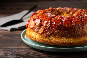 Banada cake on the table.