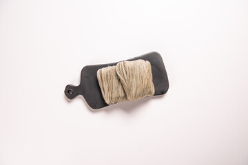 새콤하고 시원한 국물이 맛있는 한국식 냉면