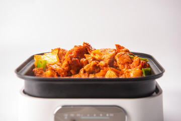 매콤하고 달콤한 맛이 좋은 닭갈비 볶음