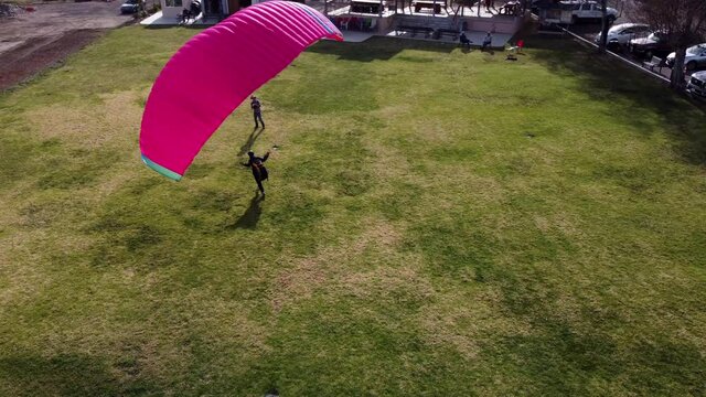 Sylmar Hang Glide Park Paraglider Practicing 01