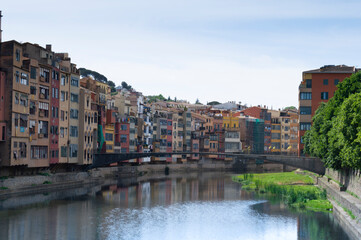 Fototapeta na wymiar Puente de Girona