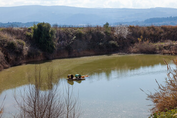 Paisaje rural de viñedos durante el invierno en la Comarca del Penedés, Barcelona