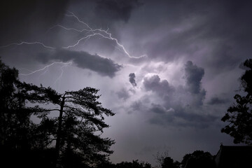 Schweres Gewitter am Abend.