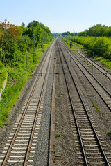 Fototapeta na wymiar Blick auf Eisenbahnschienen