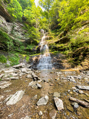 Fototapeta premium Cascading Cathedral Falls in Hawk's Nest State Park in West Virginia, United States