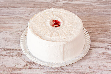 Great complete red velvet cake with a hole in the center to see the inside