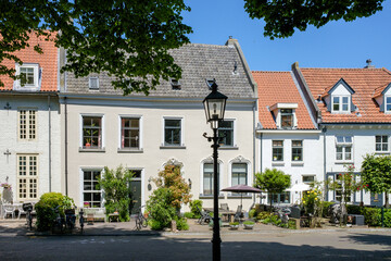 Fototapeta na wymiar >>HIstorical Houses<< Vischmarkt in Harderwijk