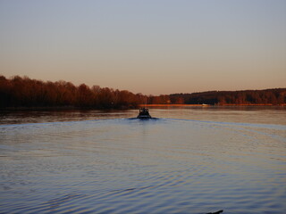 Naklejka premium Abendliche Bootsfahrt