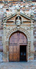 puerta de iglesia