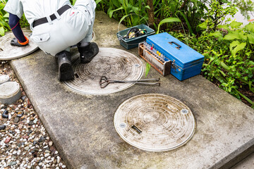 日本　住宅用合併処理浄化槽のメンテナンス保守点検