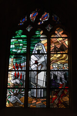 Mosaikfenster in der Salvatorkirche in Duisburg, Deutschland
