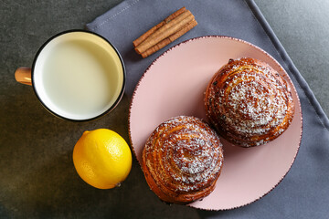 Cinnamon and coconut lemon buns