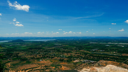 Obraz premium landscape with mountains and clouds