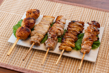 焼き鳥　焼鳥　