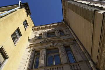 Fototapeta na wymiar details of the facade of the building