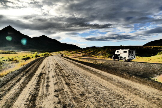 dempster highway, norden, outdoor road, camper auf dempster highway, go nord, offroard, im yukon unterwegs, 