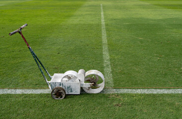 Line drawing equipment on the football field,Equipment for painting lines on the lawn