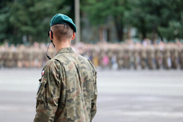 Żandarmeria wojskowa na promocji na stopień oficerski w wojsku polskim akademia wojsk lądowych...