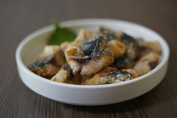 サバの唐揚げ