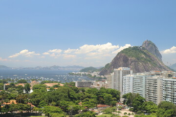 Baia de Guanabara com Pão de Açucar ao fundo no RIo de Janeiro